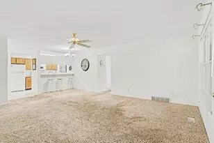 305 Westbrook Ct, Marshall, MI 49068 - Photo 3