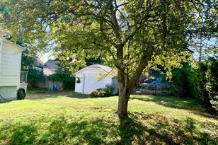 508 S Washington Ave, Ludington, MI 49431 - Photo 3
