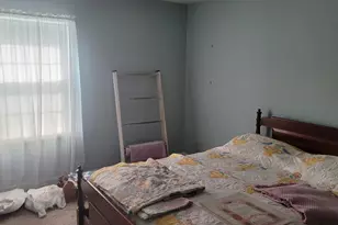 601 SE Manor Dr, Albion, MI 49224 - Photo 17