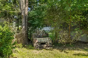 415 Hunt St SE, Lowell, MI 49331 - Photo 9