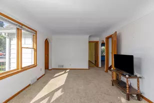 415 Hunt St SE, Lowell, MI 49331 - Photo 11