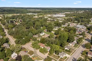 415 Hunt St SE, Lowell, MI 49331 - Photo 41