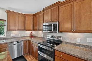 438 South St, Blissfield, MI 49228 - Photo 21