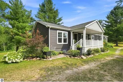 21222 21 Mile Road, Tustin, MI 49688 - Photo 5