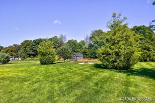 1162 Springview Ct, Middleville, MI 49333 - Photo 5