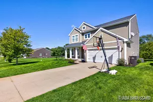 1162 Springview Ct, Middleville, MI 49333 - Photo 3