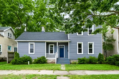 1345 Broadway Avenue NW, Grand Rapids, MI 49504 - Photo 1