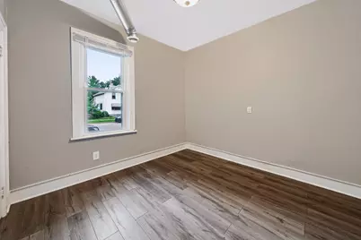 1345 Broadway Avenue NW, Grand Rapids, MI 49504 - Photo 15