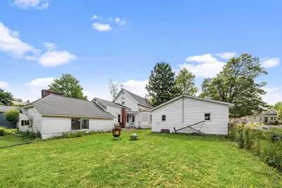 105 E Locust Street E, Three Oaks, MI 49128 - Photo 17