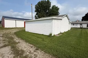 2095 Brettrager Dr, Saginaw, MI 48601 - Photo 23