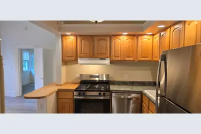 212 Oak Street #Apt 7, Manistee, MI 49660 - Photo 3