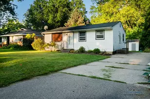 664 Midway Ave, Holland, MI 49423 - Photo 3