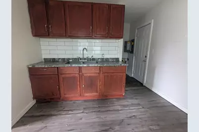 3304 Sheffer Avenue, Lansing, MI 48906 - Photo 3