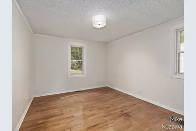 3901 Suburban Shores Drive NE, Grand Rapids, MI 49525 - Photo 15