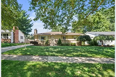 1399 Clover Crest NW, Grand Rapids, MI 49504 - Photo 3
