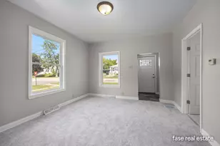 703 Pearl St, Belding, MI 48809 - Photo 5