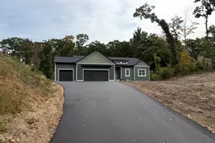 6226 English Ave NE, Comstock Park, MI 49321 - Photo 1