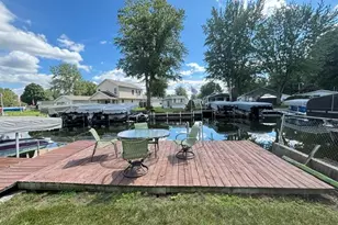 481 Maple Ln, Coldwater, MI 49036 - Photo 3