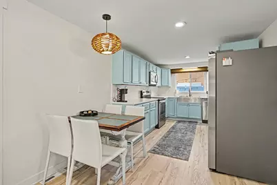 66 Lakeview Avenue, Norton Shores, MI 49444 - Photo 11
