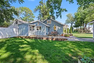 66 Lakeview Ave, Norton Shores, MI 49444 - Photo 17