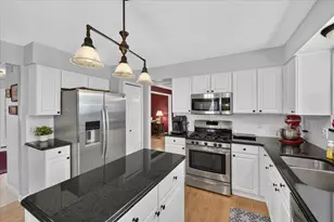 3428 Honeysuckle Ct, Ann Arbor, MI 48103 - Photo 11