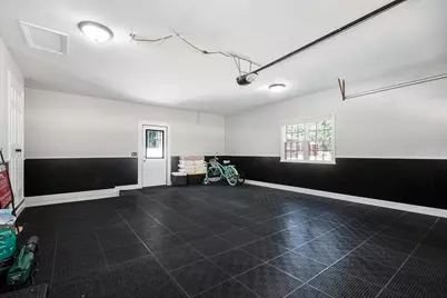 4085 Quainton Road, Norton Shores, MI 49441 - Photo 21