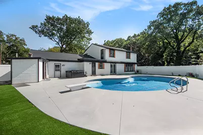 4085 Quainton Road, Norton Shores, MI 49441 - Photo 23