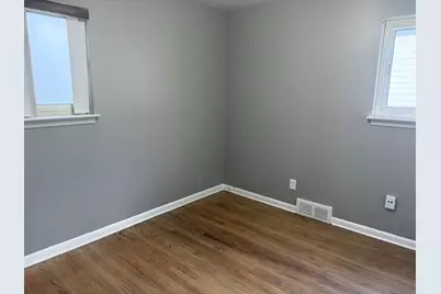 8144 Orchard Avenue, Warren, MI 48089 - Photo 13
