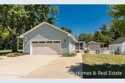 17232 W Spring Lake Road, Spring Lake, MI 49456 - Photo 3
