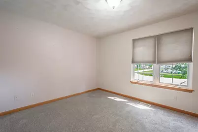 132 Kensington Court, Battle Creek, MI 49015 - Photo 21