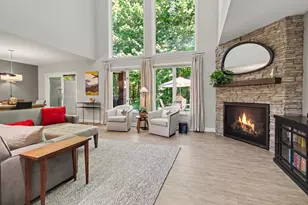 4608 Cottonwood Dr, Ann Arbor, MI 48108 - Photo 7