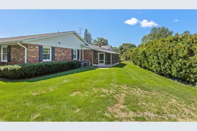 7438 Pine Grove Drive, Jenison, MI 49428 - Photo 23