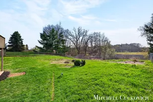 13393 Cypress Ave, Sand Lake, MI 49343 - Photo 33