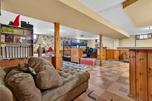 2410 Rossiter Pl, Lansing, MI 48911 - Photo 27