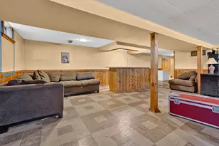2410 Rossiter Pl, Lansing, MI 48911 - Photo 27