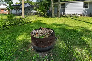 2410 Rossiter Pl, Lansing, MI 48911 - Photo 39