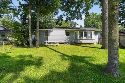 2410 Rossiter Place, Lansing, MI 48911 - Photo 37