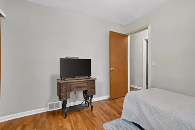 2410 Rossiter Place, Lansing, MI 48911 - Photo 21