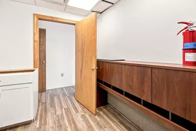 807 Napier Avenue, Saint Joseph, MI 49085 - Photo 17