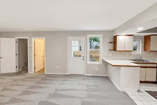 1926 Oakland Dr, Kalamazoo, MI 49008 - Photo 11