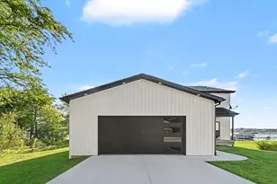 5531 Monroe Rd, Olivet, MI 49076 - Photo 7