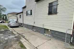 2954 Goodson St, Hamtramck, MI 48212 - Photo 5