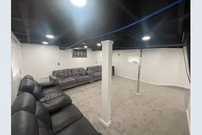 2954 Goodson Street, Hamtramck, MI 48212 - Photo 49