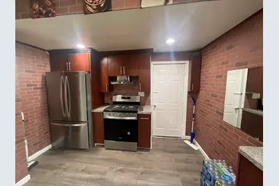 2954 Goodson Street, Hamtramck, MI 48212 - Photo 31