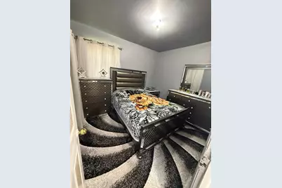 2954 Goodson Street, Hamtramck, MI 48212 - Photo 27