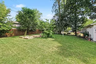 48542 Sully Dr, Belleville, MI 48111 - Photo 21