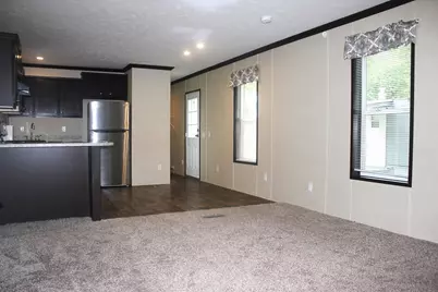 917 Marlin Avenue SW, Wyoming, MI 49509 - Photo 5