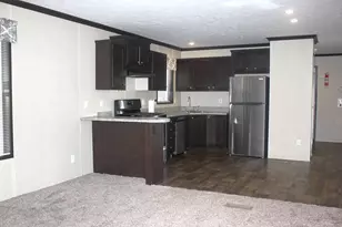 917 Marlin Ave SW, Wyoming, MI 49509 - Photo 7