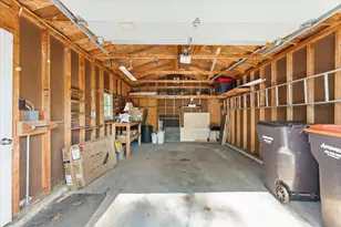 2217 W Lakewood Blvd, Holland, MI 49424 - Photo 35