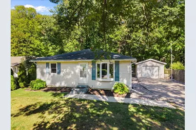 2217 W Lakewood Boulevard, Holland, MI 49424 - Photo 1